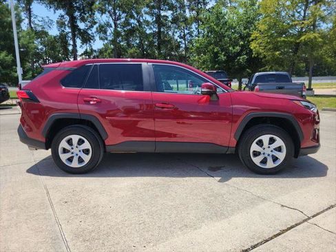 Certified 2025 Toyota RAV4 LE FWD image 8