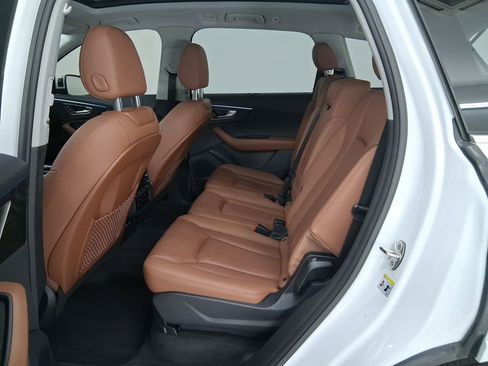 Certified 2024 Audi Q7 3.0T Premium Plus image 13