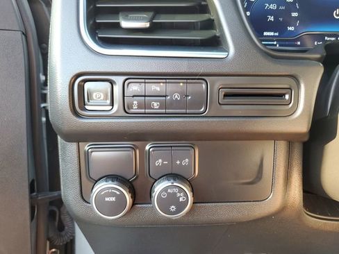 Used 2024 Chevrolet Tahoe LT w/ Luxury Package RWD image 28