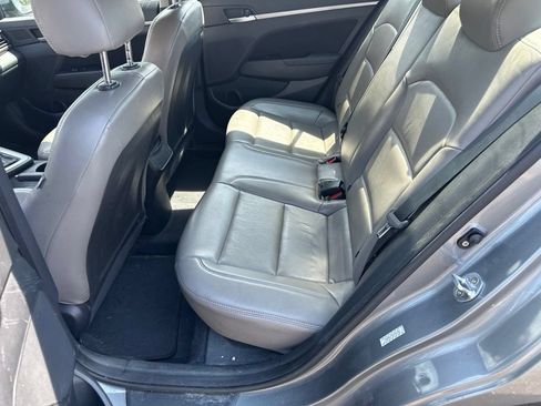 Used 2019 Hyundai Elantra Value Edition w/ Cargo Package FWD image 5