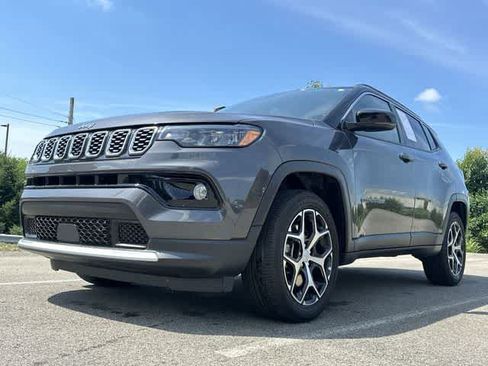 Used 2024 Jeep Compass Limited AWD/4WD image 20