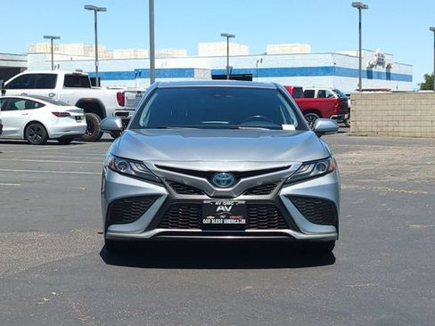 Used 2021 Toyota Camry XSE w/ Navigation Upgrade Package FWD image 3
