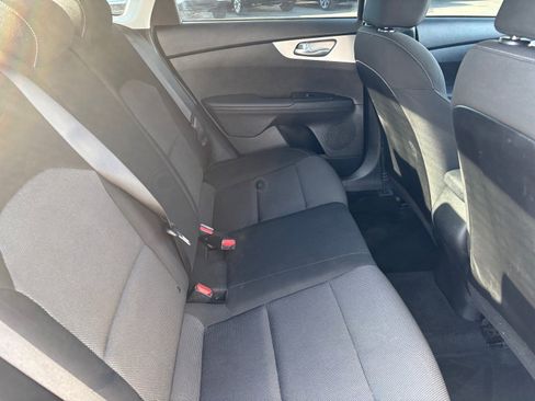Used 2023 Kia Forte LXS image 17