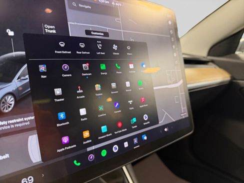 Used 2020 Tesla Model 3 Standard Range RWD image 28