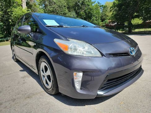Used 2013 Toyota Prius Two FWD image 1