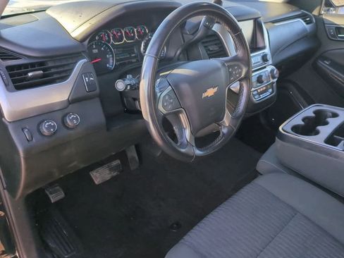 Used 2017 Chevrolet Suburban LS image 2