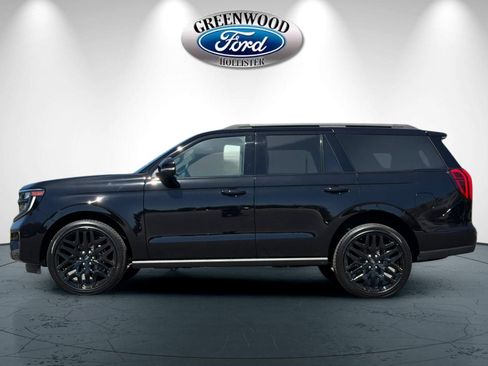 New 2027 Ford Expedition Platinum w/ Stealth Performance Package AWD/4WD image 7