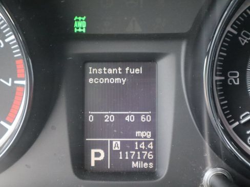 Used 2011 Suzuki Kizashi SE AWD/4WD image 44