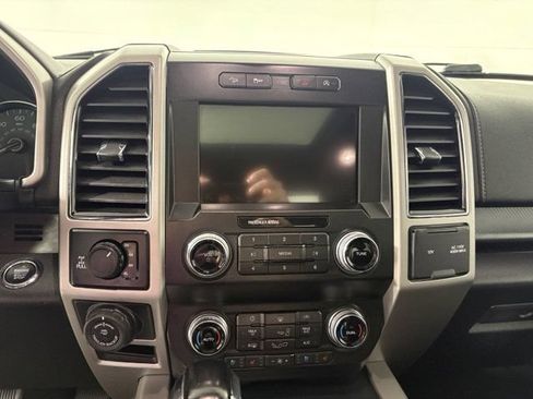 Used 2019 Ford F150 Lariat w/ Equipment Group 502A Luxury AWD/4WD image 28