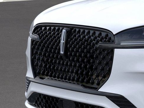 New 2026 Lincoln Aviator Reserve image 17