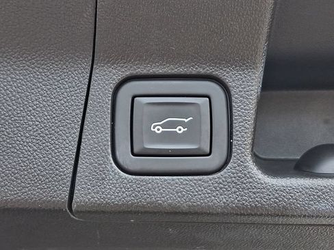 Used 2023 GMC Acadia SLT AWD/4WD image 31