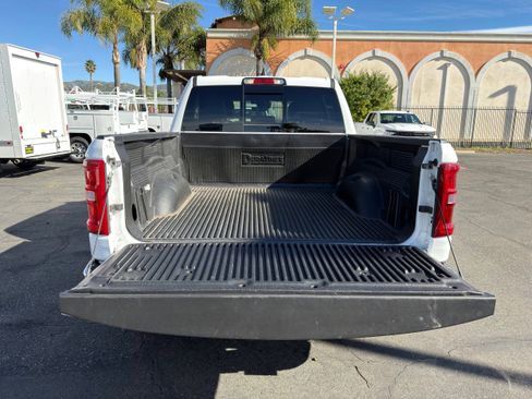 Used 2025 RAM 1500 Laramie image 16