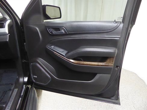 Used 2015 Chevrolet Tahoe LT image 26