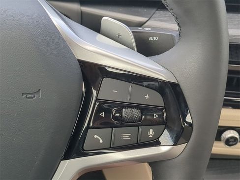 Certified 2025 BMW 330i Sedan w/ Convenience Package image 28