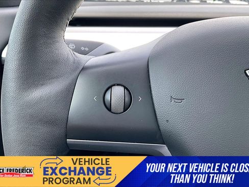 Used 2022 Tesla Model Y Performance AWD/4WD image 15