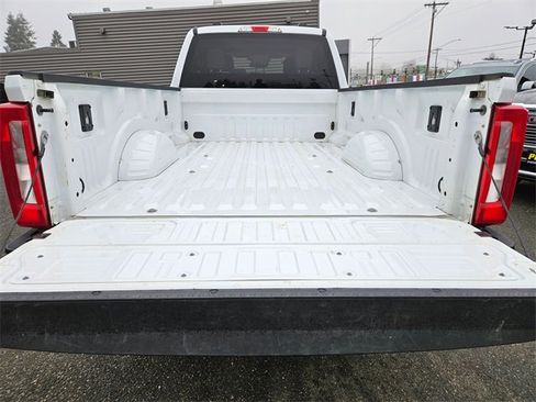 Used 2023 Ford F350 XLT w/ FX4 Off-Road Package image 10