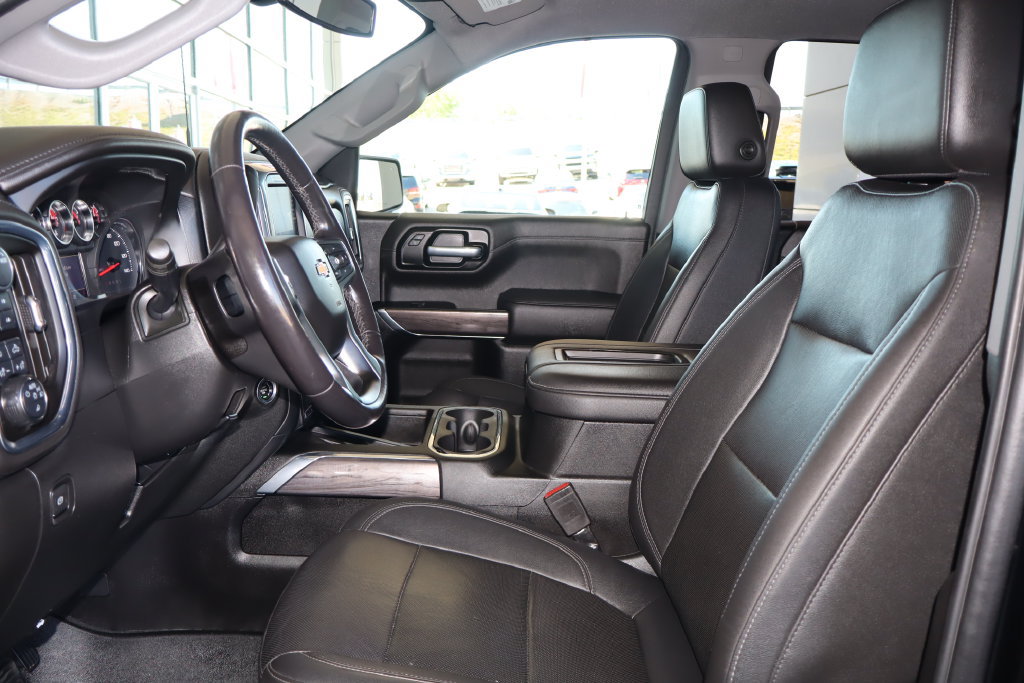 Used 2021 Chevrolet Silverado 1500 LTZ AWD/4WD image 16