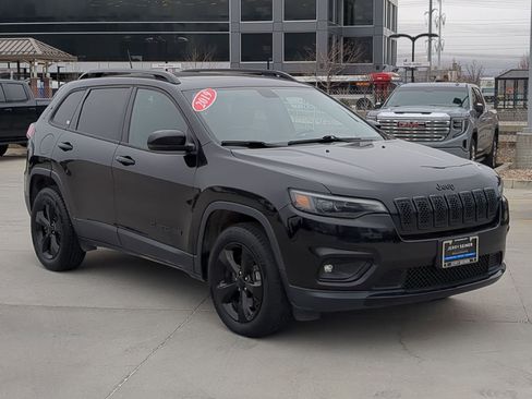 Used 2019 Jeep Cherokee Altitude image 7