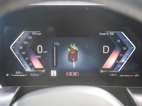 Used 2025 BMW X2 xDrive28i w/ Premium Package image 18