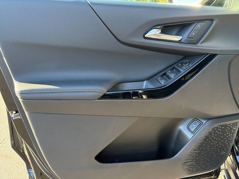 New 2026 Chevrolet Equinox LT image 13