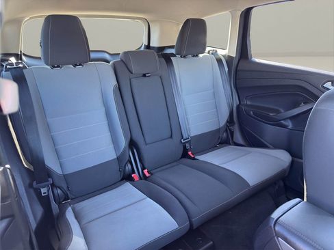 Used 2016 Ford Escape SE w/ Equipment Group 201A image 19
