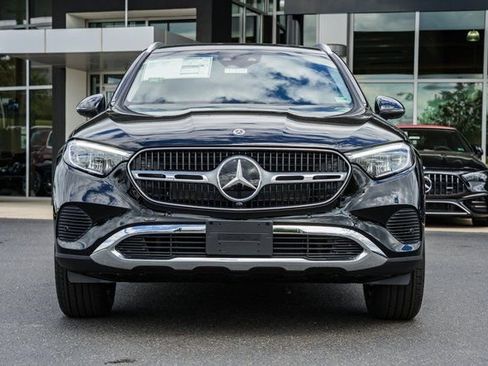 New 2025 Mercedes-Benz GLC 350e 4MATIC image 2