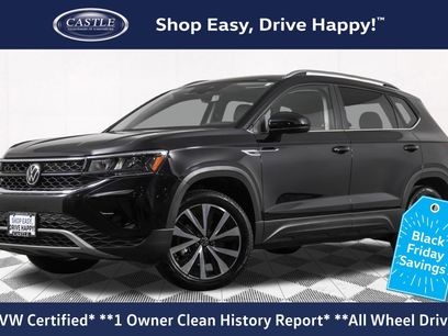 Certified 2022 Volkswagen Taos SE w/ Panoramic Sunroof Package