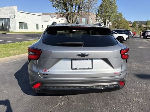 New 2026 Chevrolet Trax RS FWD image 5