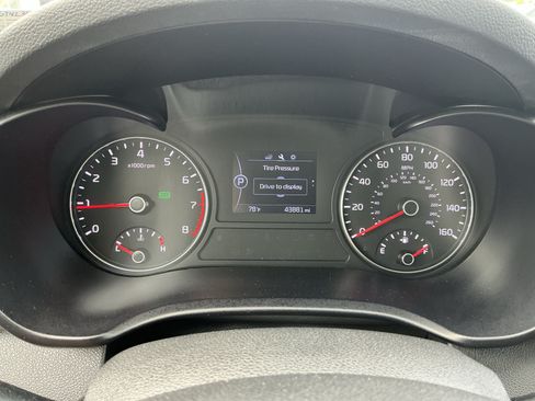 Used 2017 Kia Optima LX w/ Driver Convenience Package FWD image 18