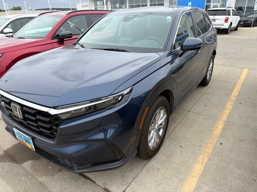 Used 2024 Honda CR-V EX image 8