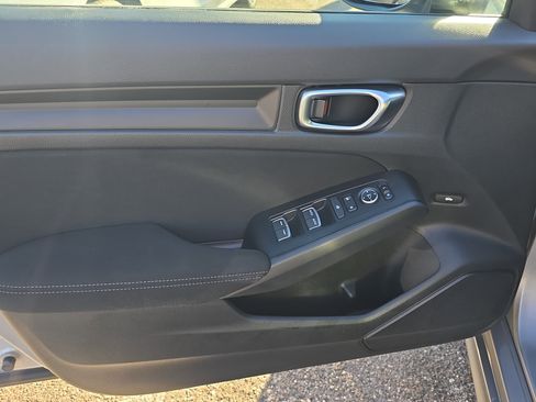 Used 2022 Honda Civic Sport image 16