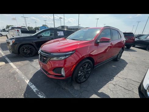Certified 2024 Chevrolet Equinox RS FWD image 4