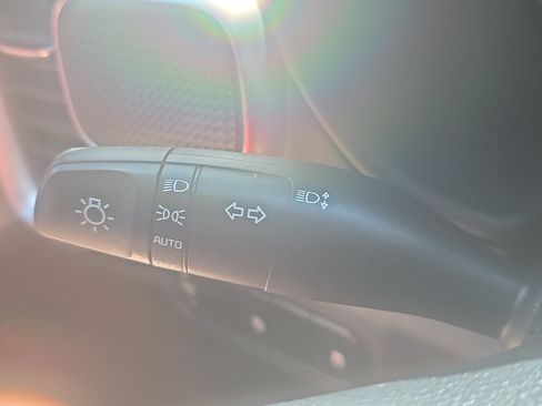 Used 2022 Kia Soul LX FWD image 24