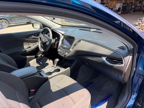 Used 2019 Chevrolet Malibu LS FWD image 16
