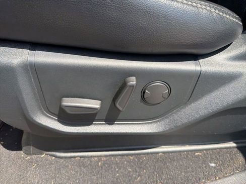 Used 2020 Ford F250 Lariat w/ Lariat Ultimate Package image 15