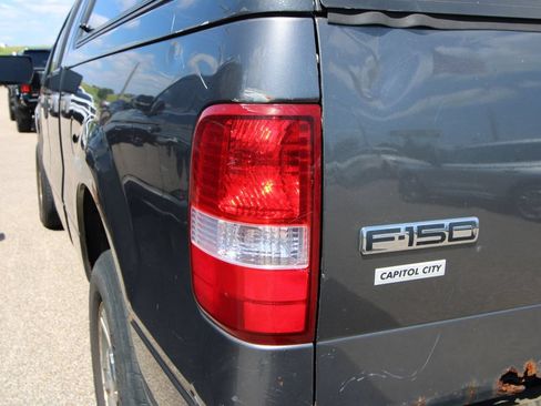 Used 2008 Ford F150 XLT AWD/4WD image 12