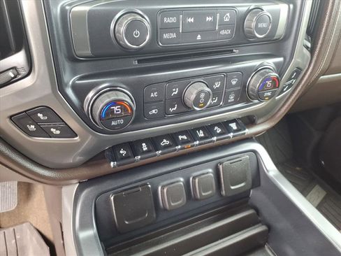 Used 2018 Chevrolet Silverado 2500 LTZ w/ Duramax Plus Package image 32