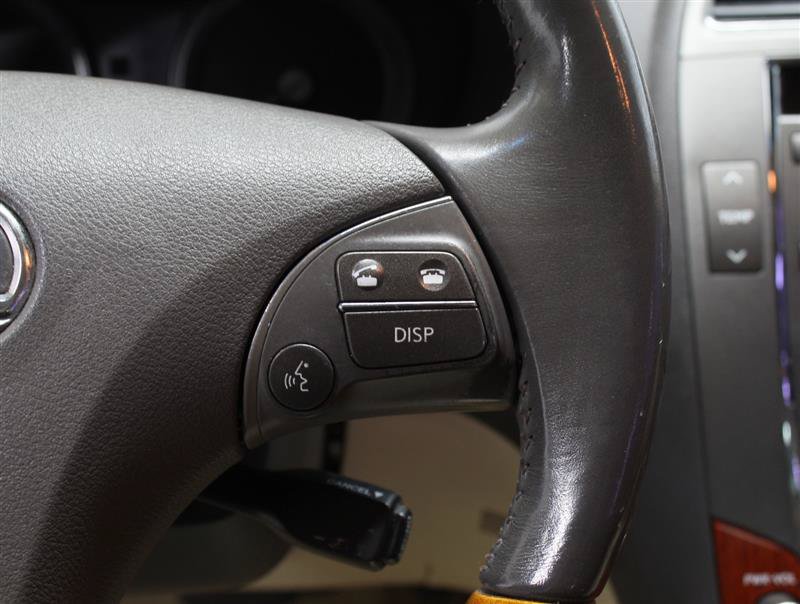 Used 2010 Lexus ES 350 w/ Preferred Accessory Package FWD image 12