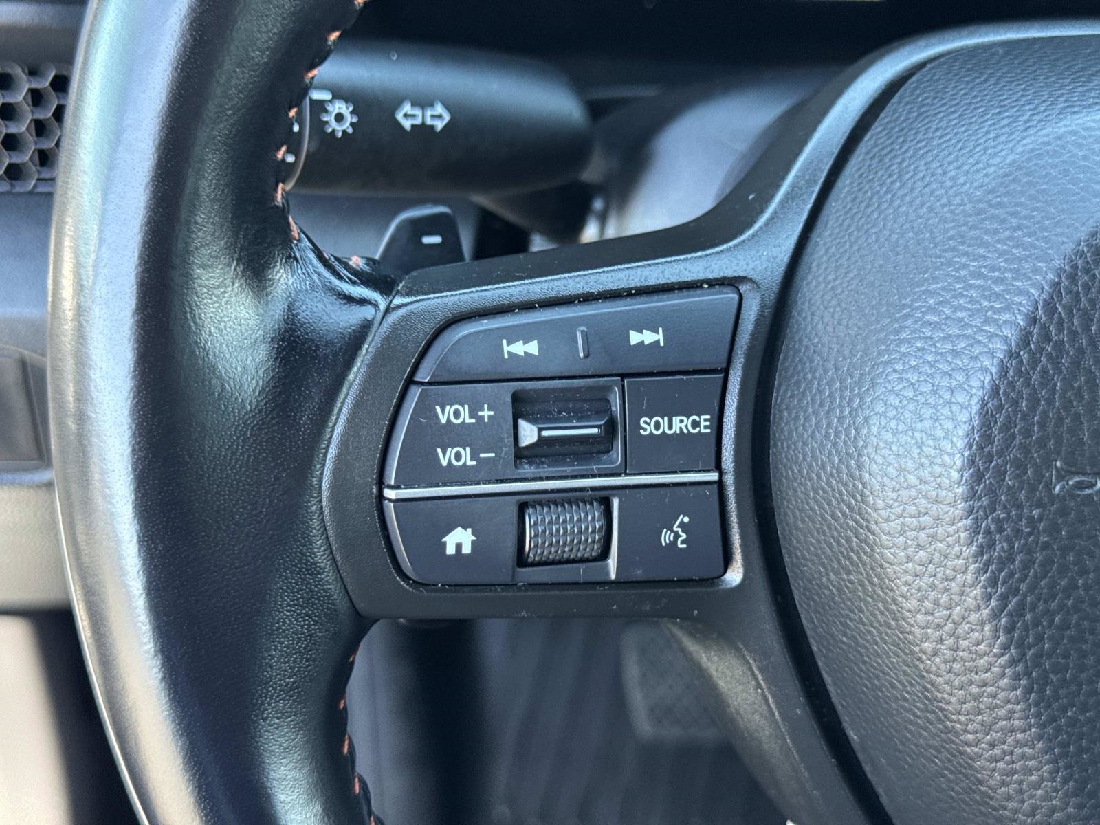 Used 2025 Honda CR-V Sport image 11