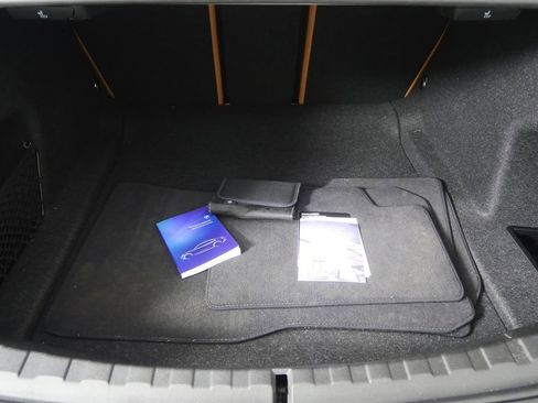 Certified 2025 BMW 330i Sedan image 17