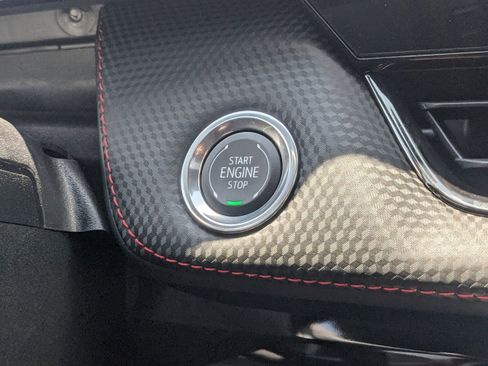 New 2026 Chevrolet Equinox RS w/ Convenience Package III image 31