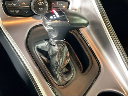 Used 2022 Dodge Challenger GT image 17