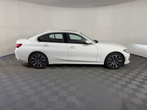 Used 2026 BMW 330i Sedan w/ Premium Package RWD image 8
