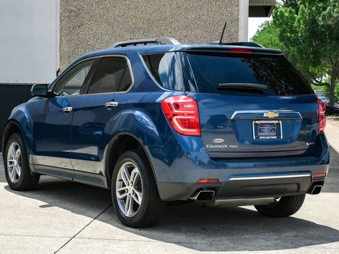 Used 2017 Chevrolet Equinox Premier w/ Enhanced Convenience Package AWD/4WD image 11