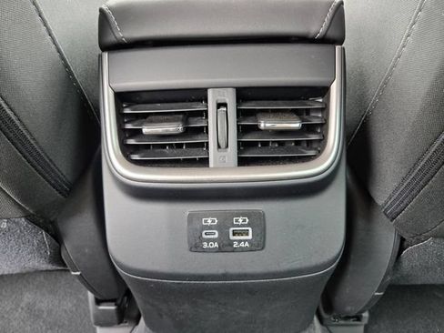 Used 2025 Subaru Legacy Premium AWD/4WD image 13
