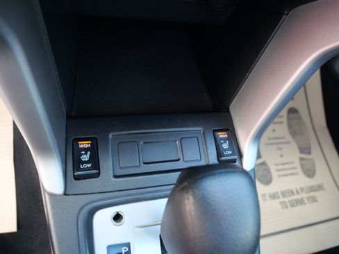 Used 2016 Subaru Forester 2.5i Premium w/ All-Weather Package image 16