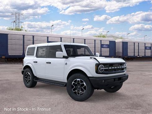 New 2026 Ford Bronco Outer Banks AWD/4WD image 7