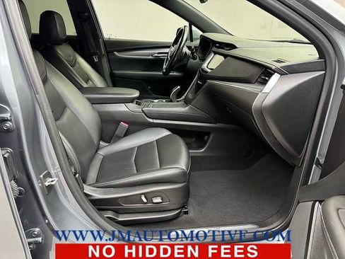 Used 2022 Cadillac XT5 Luxury image 19