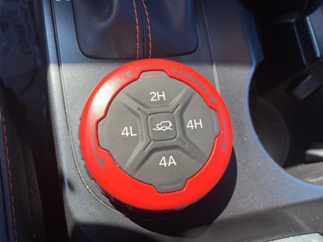 Used 2025 Ford Bronco Raptor AWD/4WD image 27