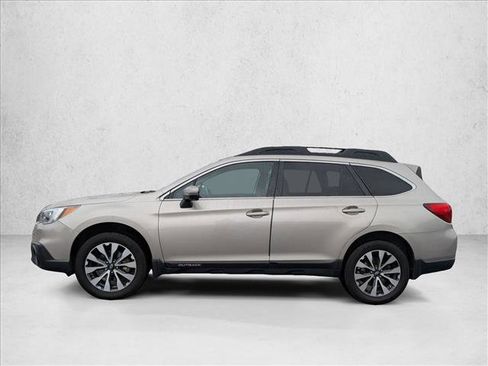Used 2017 Subaru Outback 2.5i Limited AWD/4WD image 4